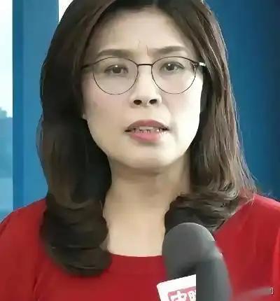 郑丽文当选国民党主席，朱立伦率211人集体辞职引热议