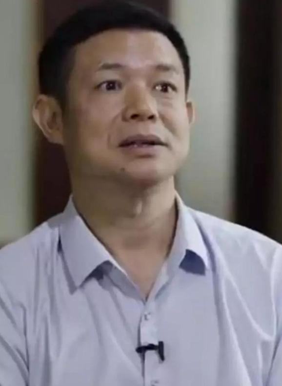 银行巨贪余振东：携40亿逃美后引渡，为何仅判12年？