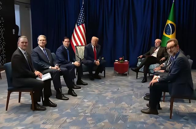 中美会谈次日特朗普现身吉隆坡，卢拉淡定姿态引关注