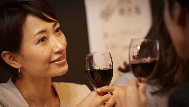 38岁高收入女性相亲10次未果，怒斥剩男：月薪4万为何不娶我