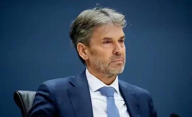 荷兰铁了心不还管理权！谈判卡壳，真要等“60天稀土耗尽”才回头