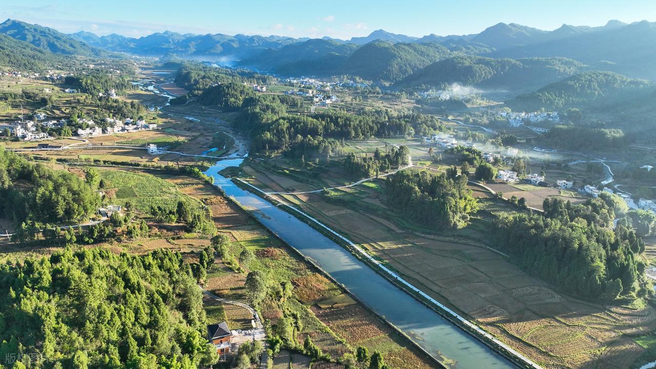 狠与狂终极对决：张老大促成加代与杨德海会面