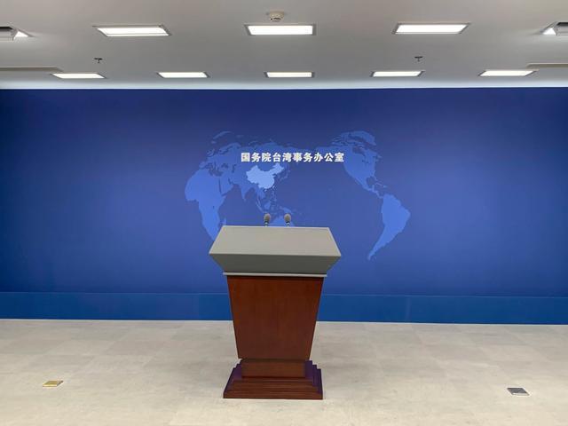 郑丽文赴京谈统一，马英九嫡系成关键，民进党面临挑战