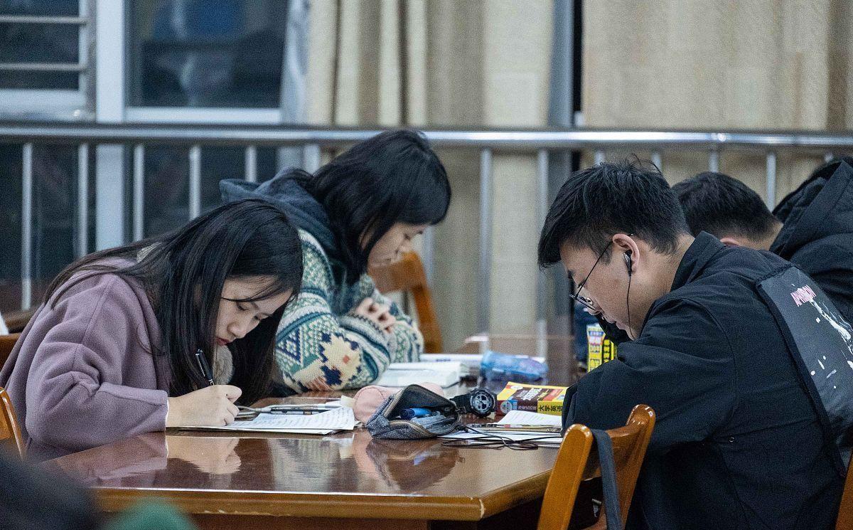 上海交大博士扩招至5000人，西安交大2900人，博士扩招背后的原因