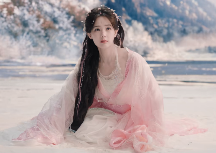 李一桐半人半蜘蛛形态