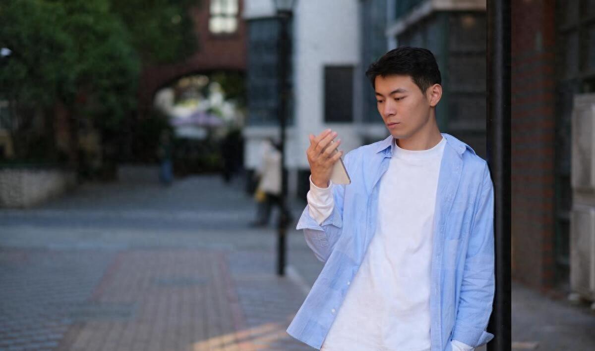 58岁农村父亲自述：将两子培养成大学生，为何成了人生最大遗憾？