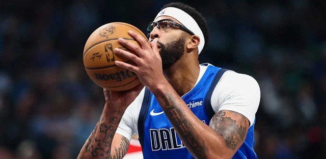 22+13！27+13！浓眉数据亮眼却难求一胜，或成独行侠牺牲品？