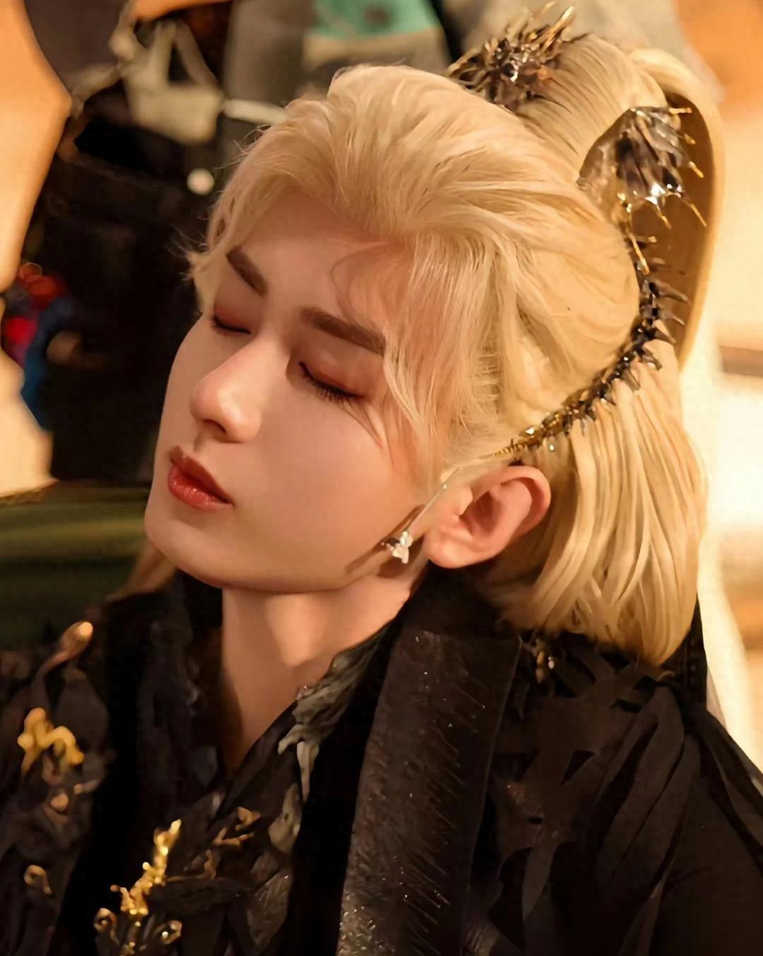 成毅《天地剑心》VS罗云熙《水龙吟》：谁才是古装武侠剧巅峰？