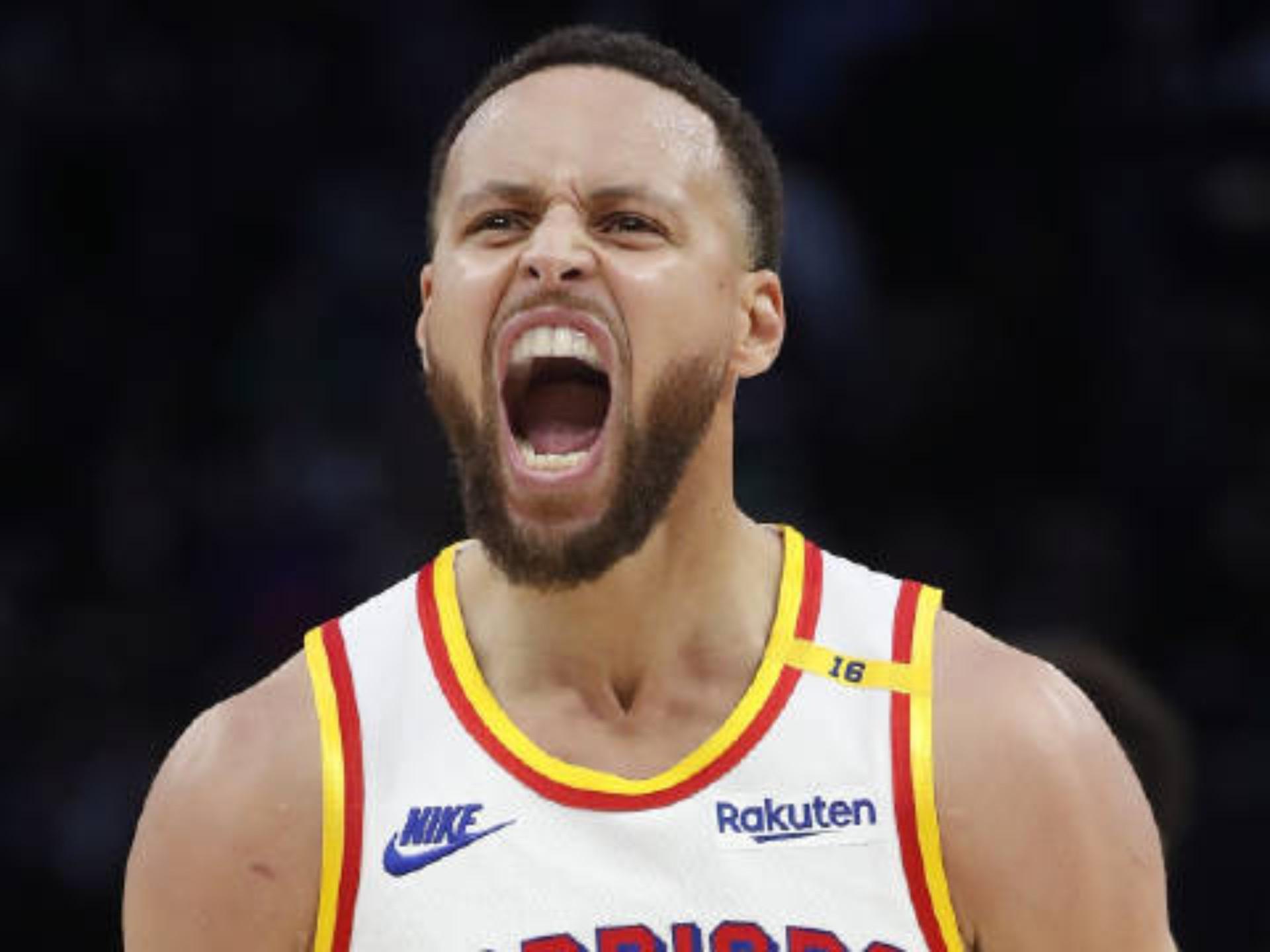 37岁库里场均33分引热议！同年龄段传奇控卫表现大对比