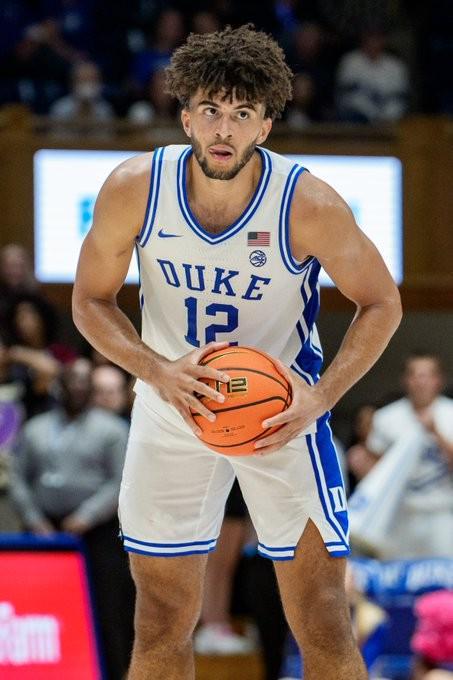 虎父无犬子！卡梅隆-布泽尔NCAA季前赛狂砍24分23板