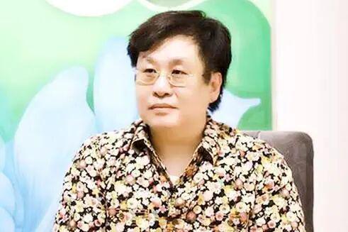 郑智化深圳机场吐槽事件：谁在‘连滚带爬’中暴露了心态？