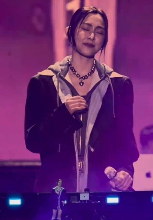 范玮琪戴大S骨灰项链引争议，汪小菲预言成真？