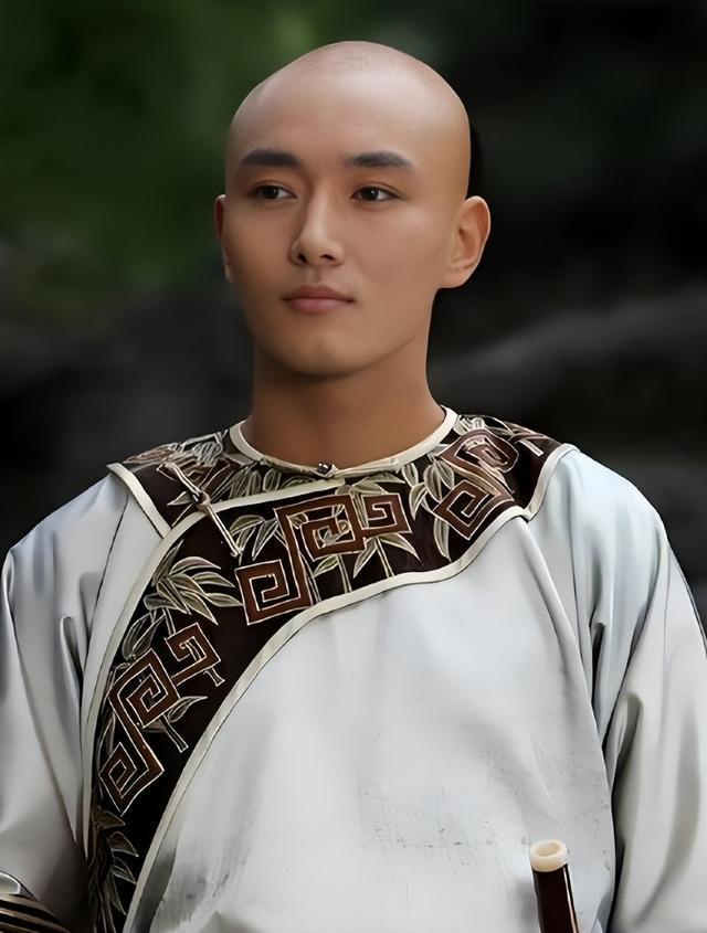 《甄嬛传》果郡王李东学跨界短剧，资深演员转型新赛道