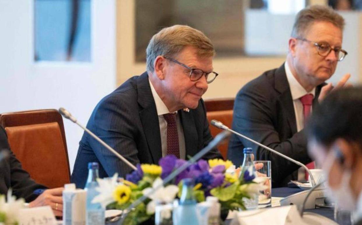 德国外长访华临时取消引爆舆论，英媒痛批‘超级外交灾难’