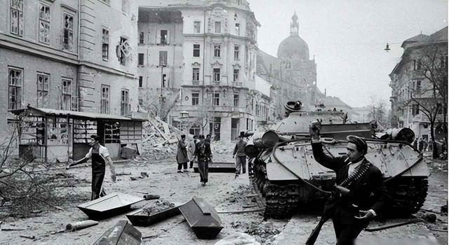 血战三年，俄罗斯最恨的竟是波兰？历史恩怨与现实冲突交织