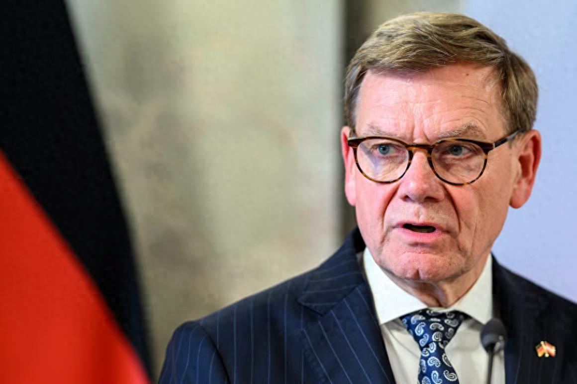 德国外长访华风波：从强硬到服软，中德关系何去何从？