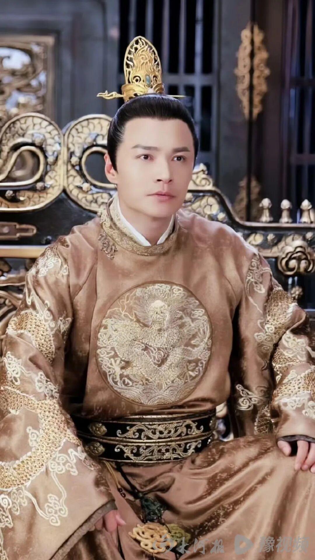 男演员转战景区成顶流NPC，坦言演戏低谷期靠此改善生活