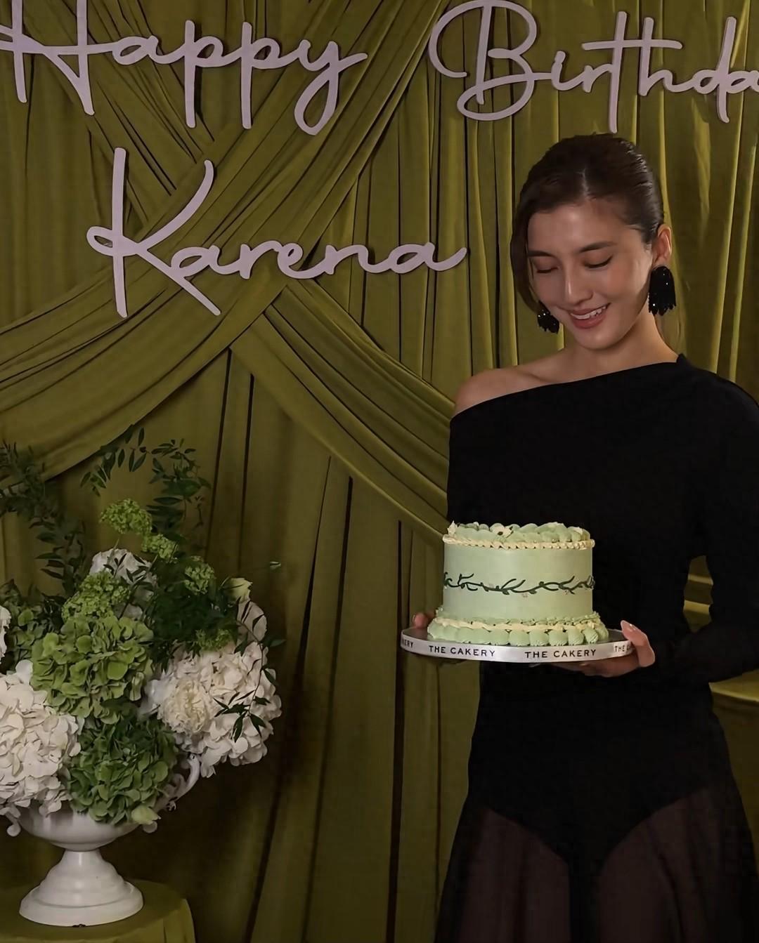 吴千语32岁澳门生日宴现场照流出，透视黑裙惊艳，施伯雄未现身