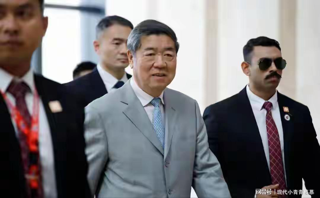 中美经贸磋商新动态：特朗普提议各退一步，中国调整策略要价升级