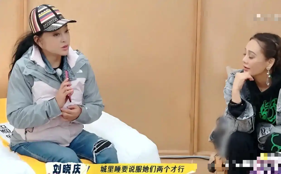 刘晓庆宁静姜文情感纠葛大揭秘：昔日情敌如今同框真相