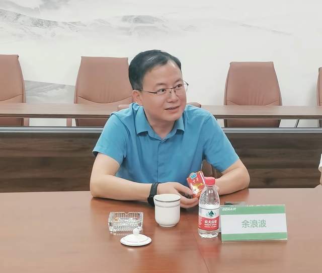 湖南益阳46岁亿万富豪余浪波去世，博士学历，疑因过度劳累引发疾病