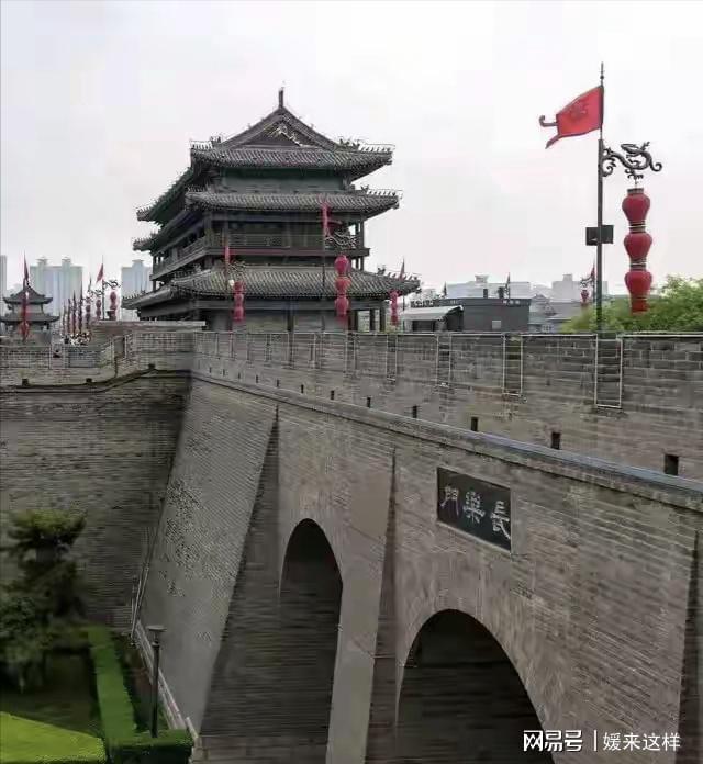 侄子带娃进城看病住我家一月，临走未打招呼，掀被后我泪目