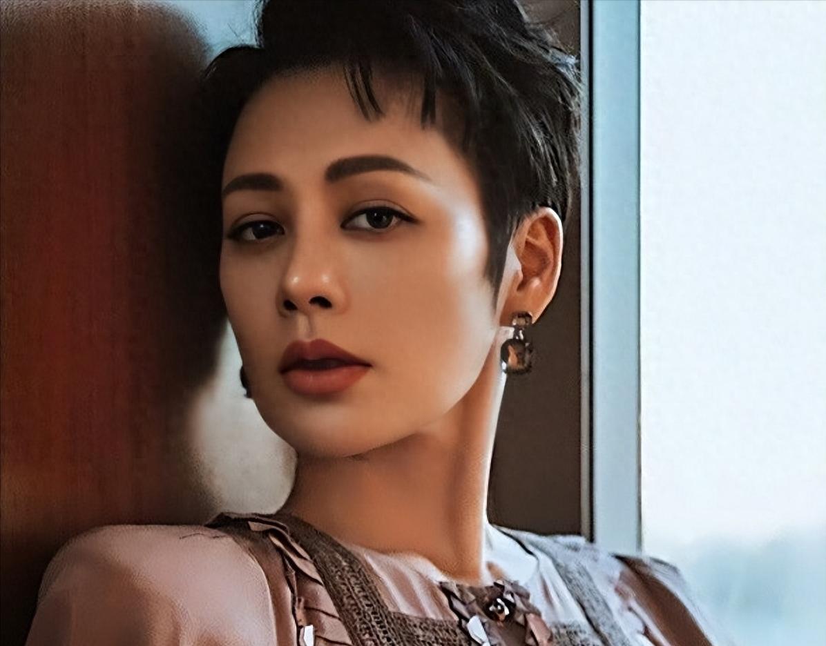 宁静做梦也没想到，美国前夫留给她的儿子，如今竟成她最大的依靠