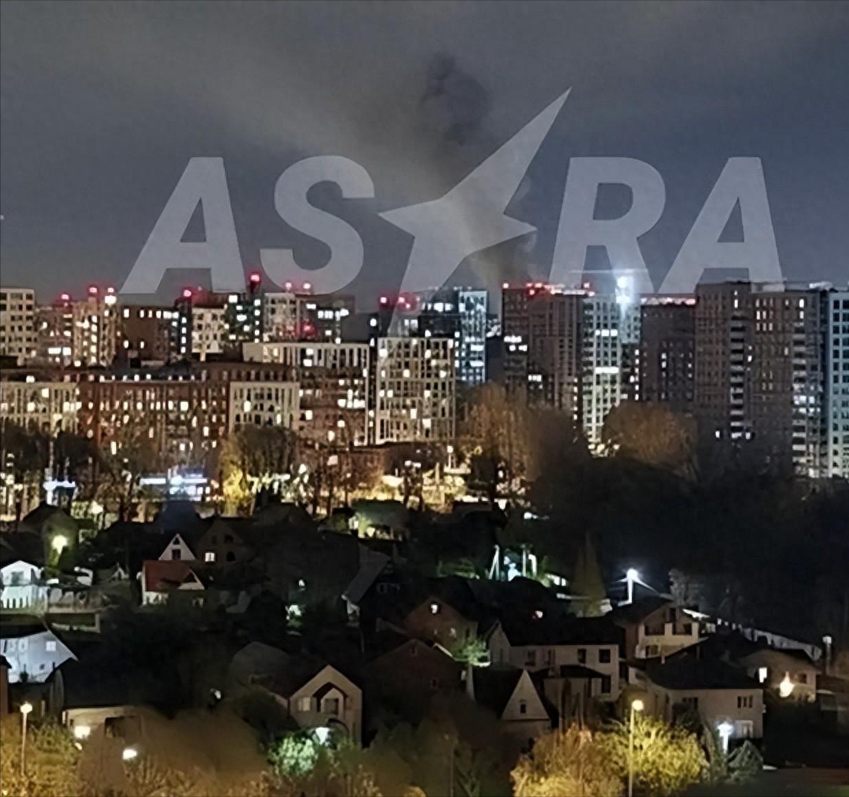 轮到俄罗斯被毒打,乌军连夜打响大规模突袭,莫斯科方向猛烈爆炸