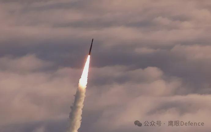 俄罗斯“海燕”核导弹试射成功，特朗普回应：美核潜艇在俄附近