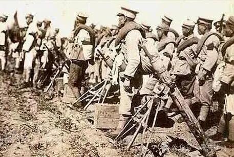 老人描述的假金砖