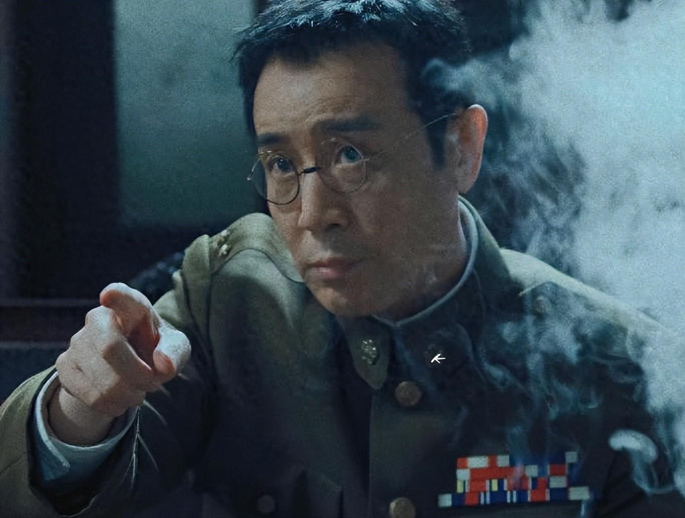 给2025年最好的8部国剧排名：杨洋剧排最后，《沉默的荣耀》仅第6