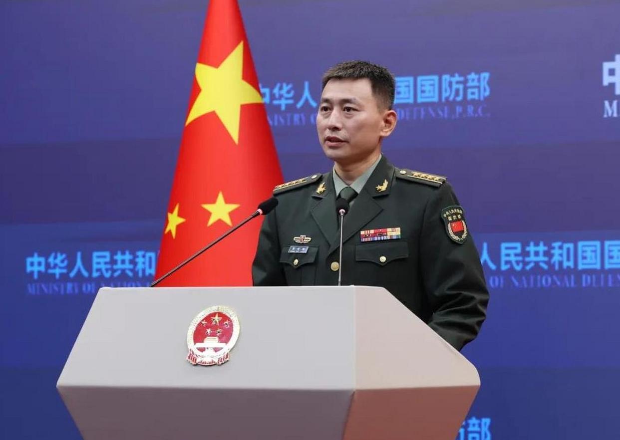 突发特讯！国防部正式通告全球：解放军将以更强大能力粉碎“台独”图谋和外来干涉，罕见言辞引爆国际舆论