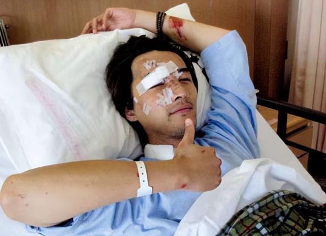 身患癌症传闻真相大白8个月，胡歌真实处境曝光，原来黄渤没说错