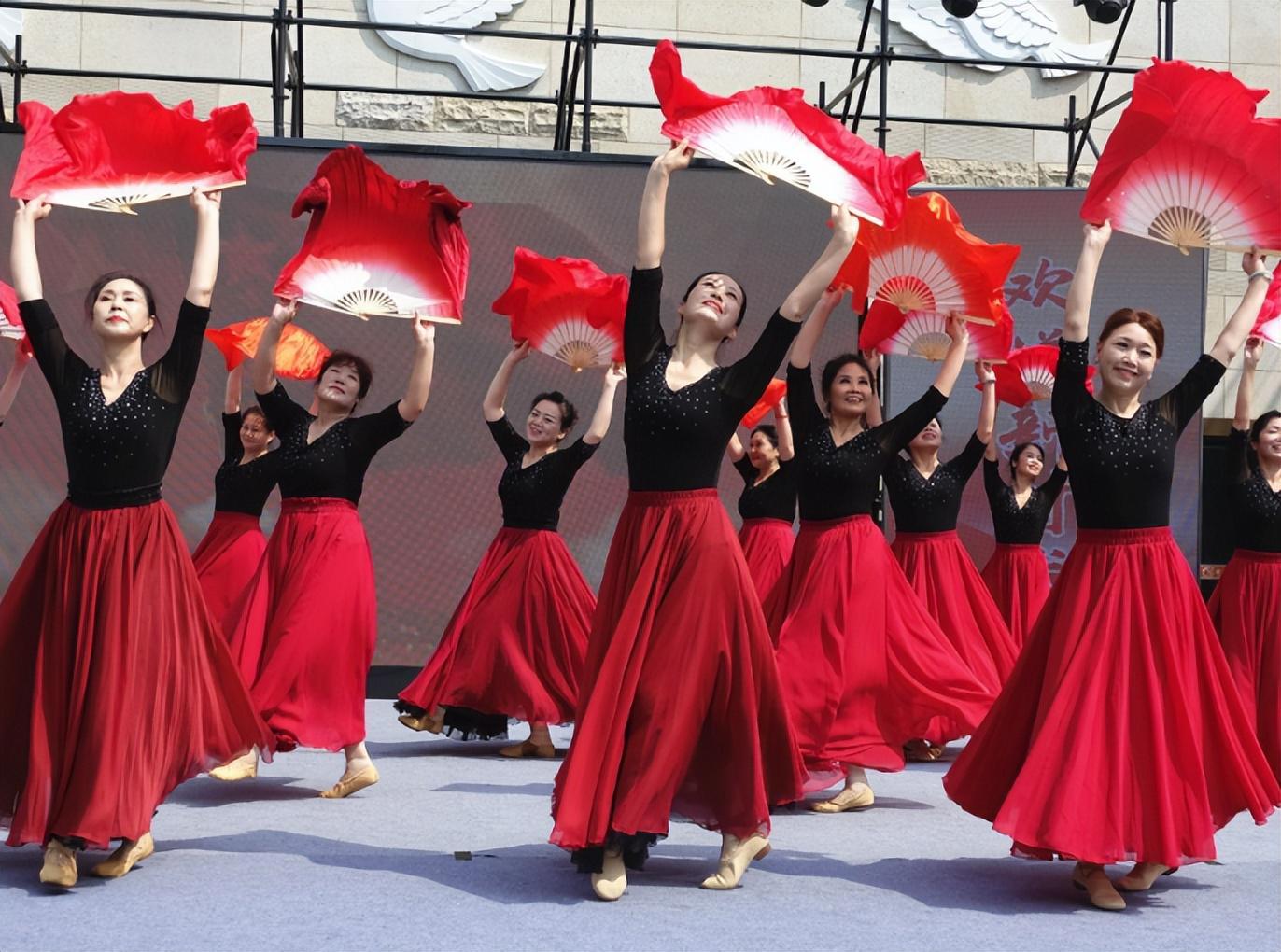 老年肌肉流失加速？医生提醒：3个方法助你保持肌肉力量