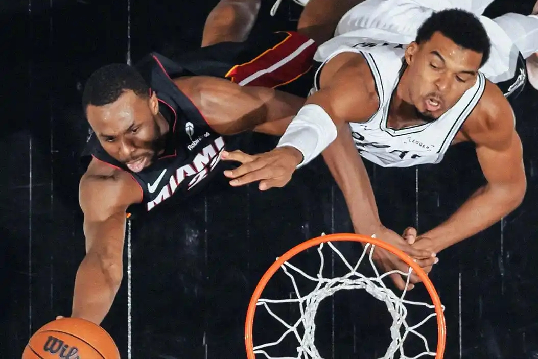 场均30+15+5帽！文班亚马强势崛起，MVP争夺战再添黑马