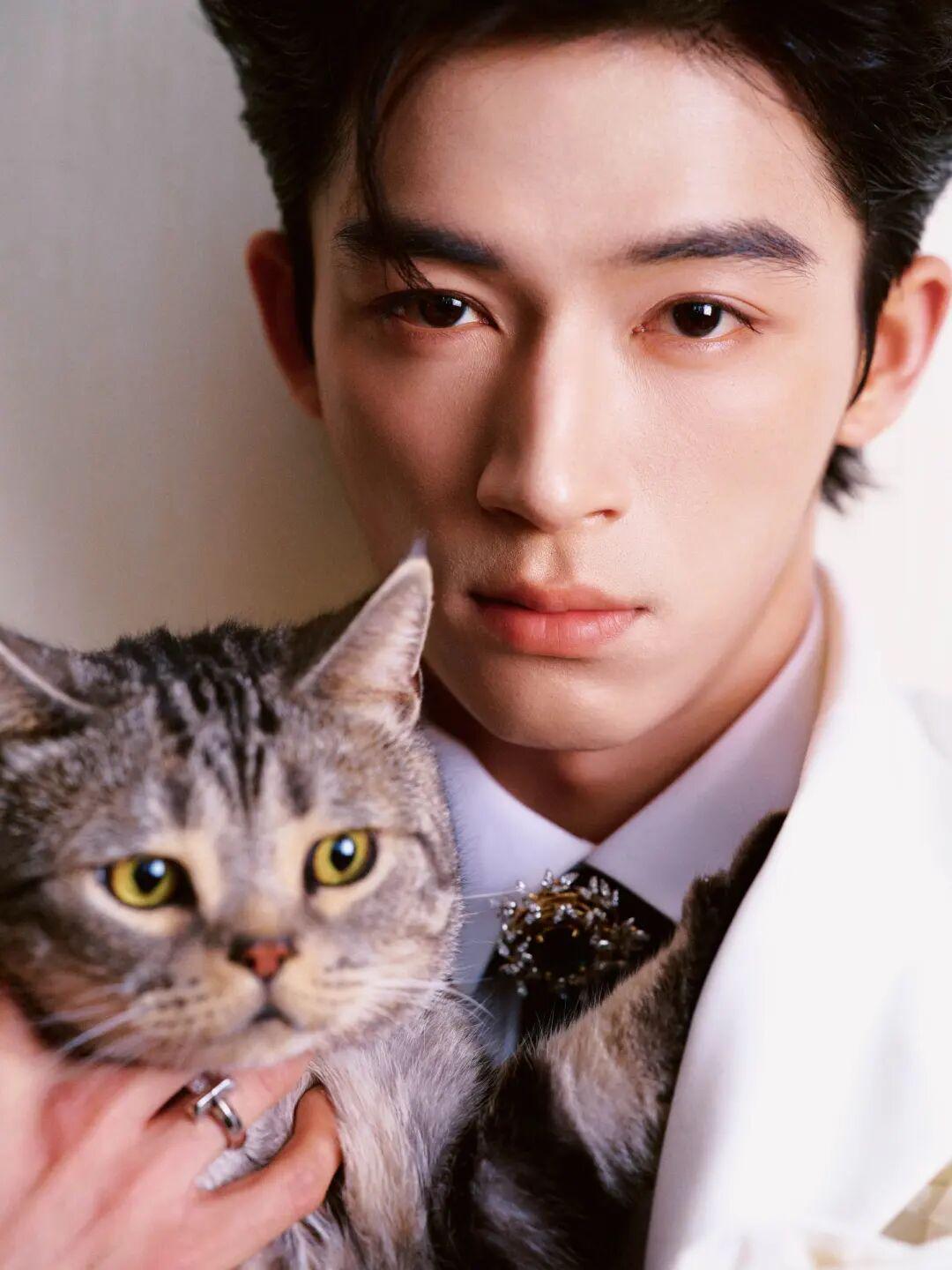 戏精编剧引小生内斗？王星越、包上恩、柯淳最新动态大揭秘