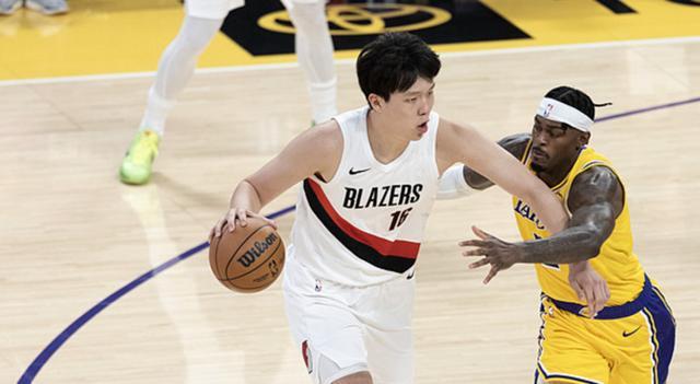 杨瀚森场均5.8分钟仅1.8分，开拓者主帅：新秀需耐心适应NBA
