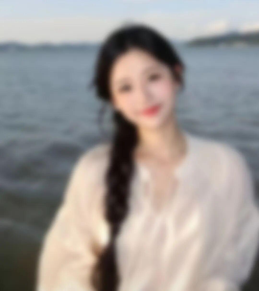 22岁女大学生遇害周年：家属发声揭露凶手翻供，殡仪馆费用成难题