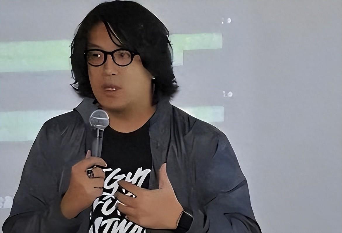 反华家族沈伯洋：靠大陆发财却分裂国家，终遭制裁大快人心