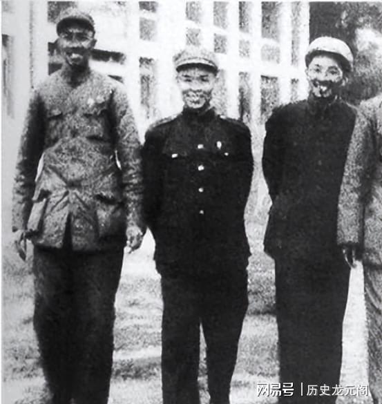 韦国清：五次中央委员，三进政治局，军政双全的传奇人生