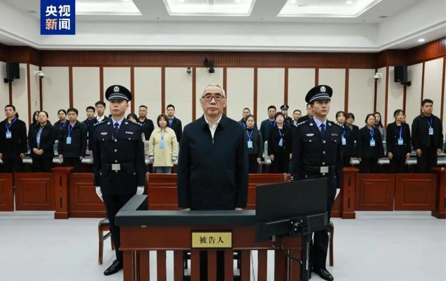 甘肃省原副省长杨子兴受贿案宣判：非法收受财物超5000万