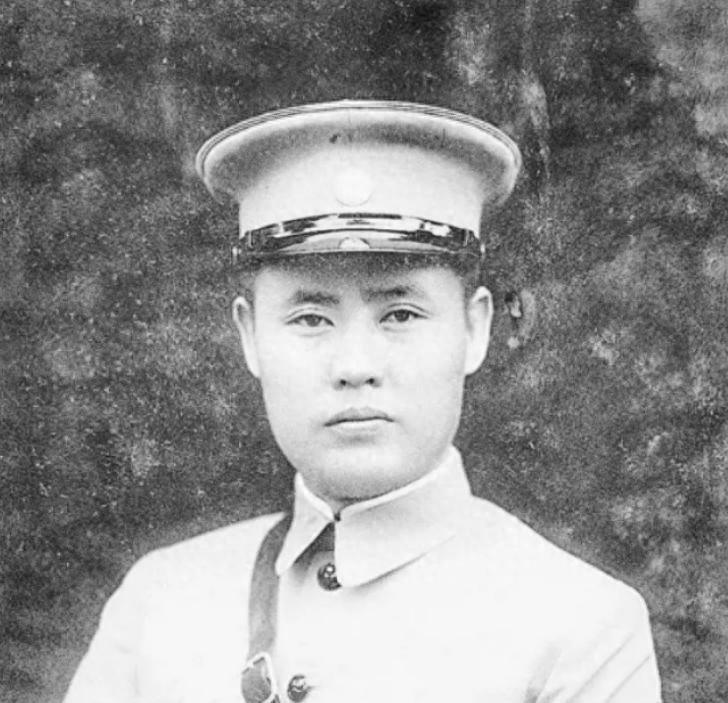 1949年周恩来撤警卫：傅作义与共产党人的信任传奇