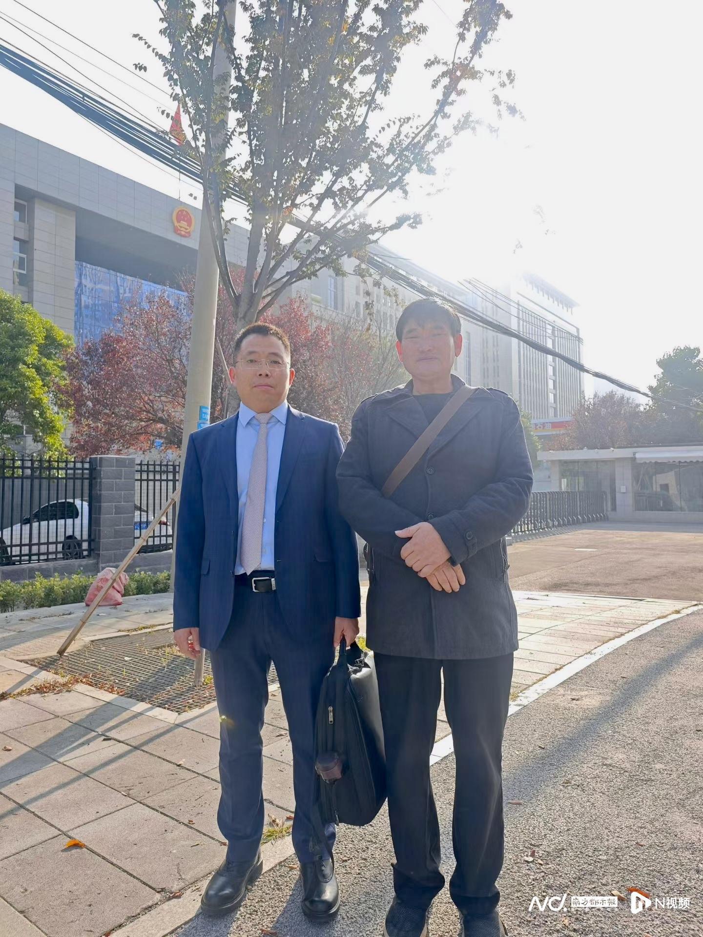 大衣哥朱之文网暴案终审宣判：网暴者获刑半年，律师呼吁净化网络环境