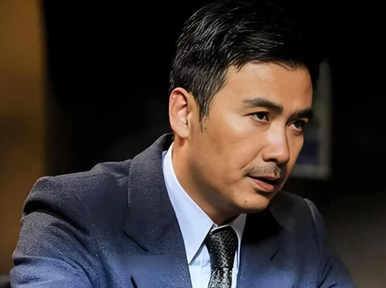 36集谍战巨制《铁血壮士》：柳云龙领衔演绎信仰与忠诚