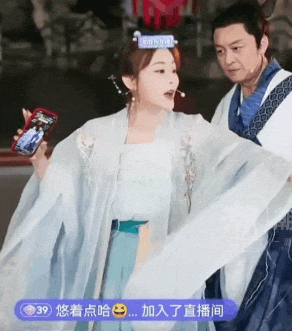 你爸妈追过的明星，正在景区等你来合影