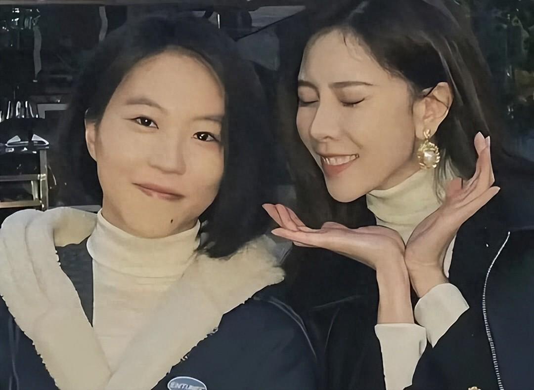 窦靖童宋妍霏恋情曝光！娱乐圈再掀热议风暴