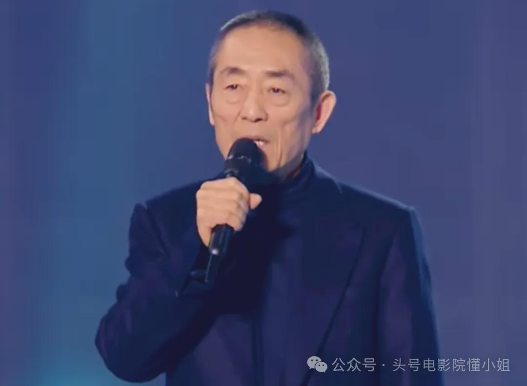 张艺谋上硬菜，票房冲40亿！首部国安大片，易烊千玺朱一龙主演