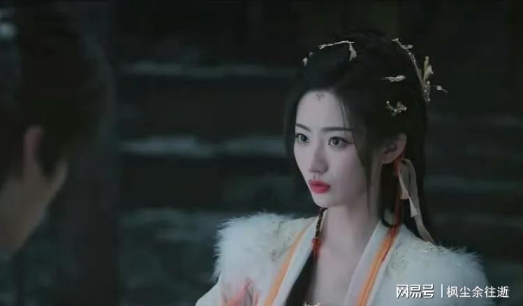 搭档肖战没火，搭档龚俊火了，有刘亦菲的气质，却没爆红的运气