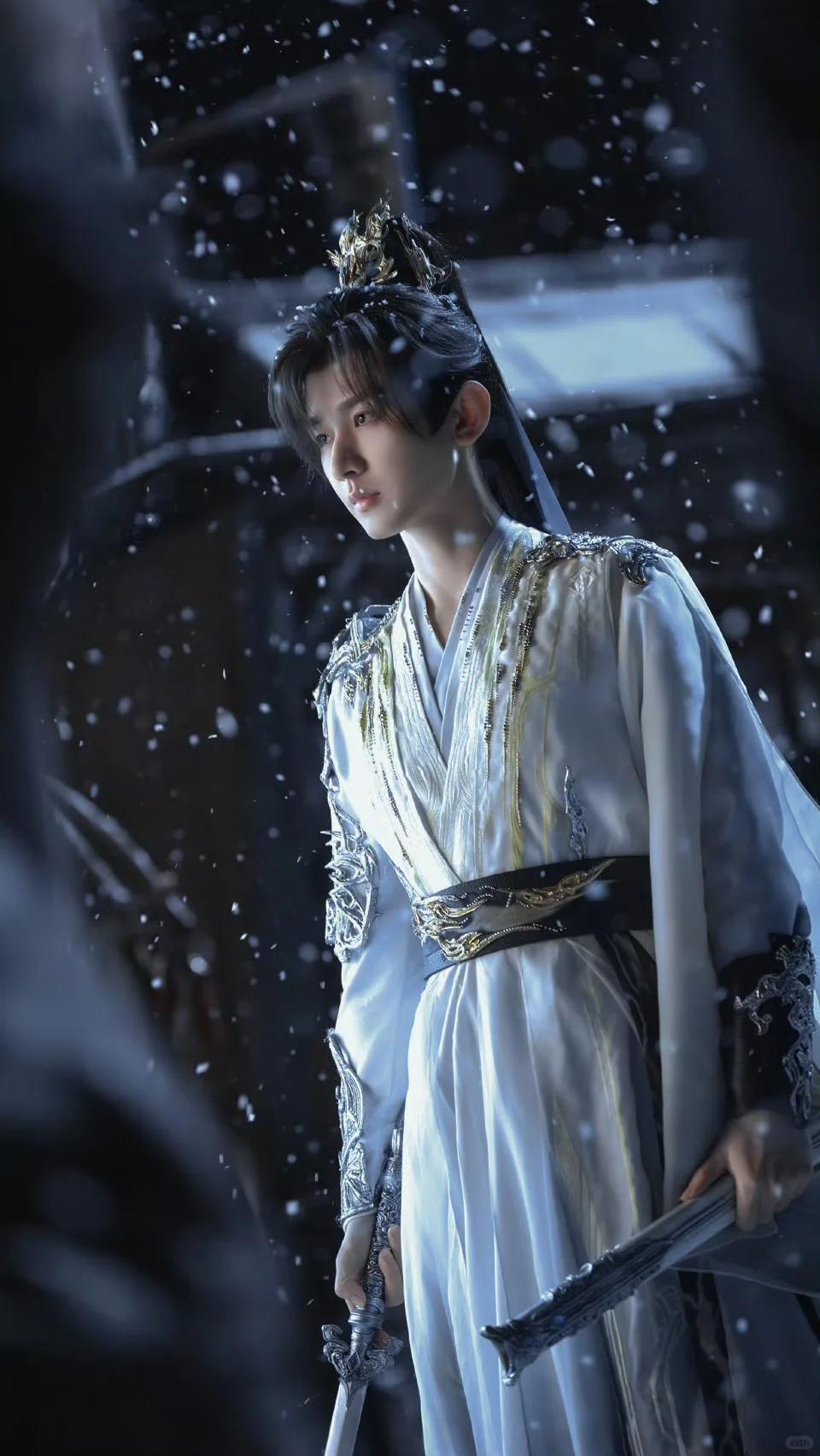 《天地剑心》成毅李一桐引爆热潮，漫改剧破圈大作实至名归？