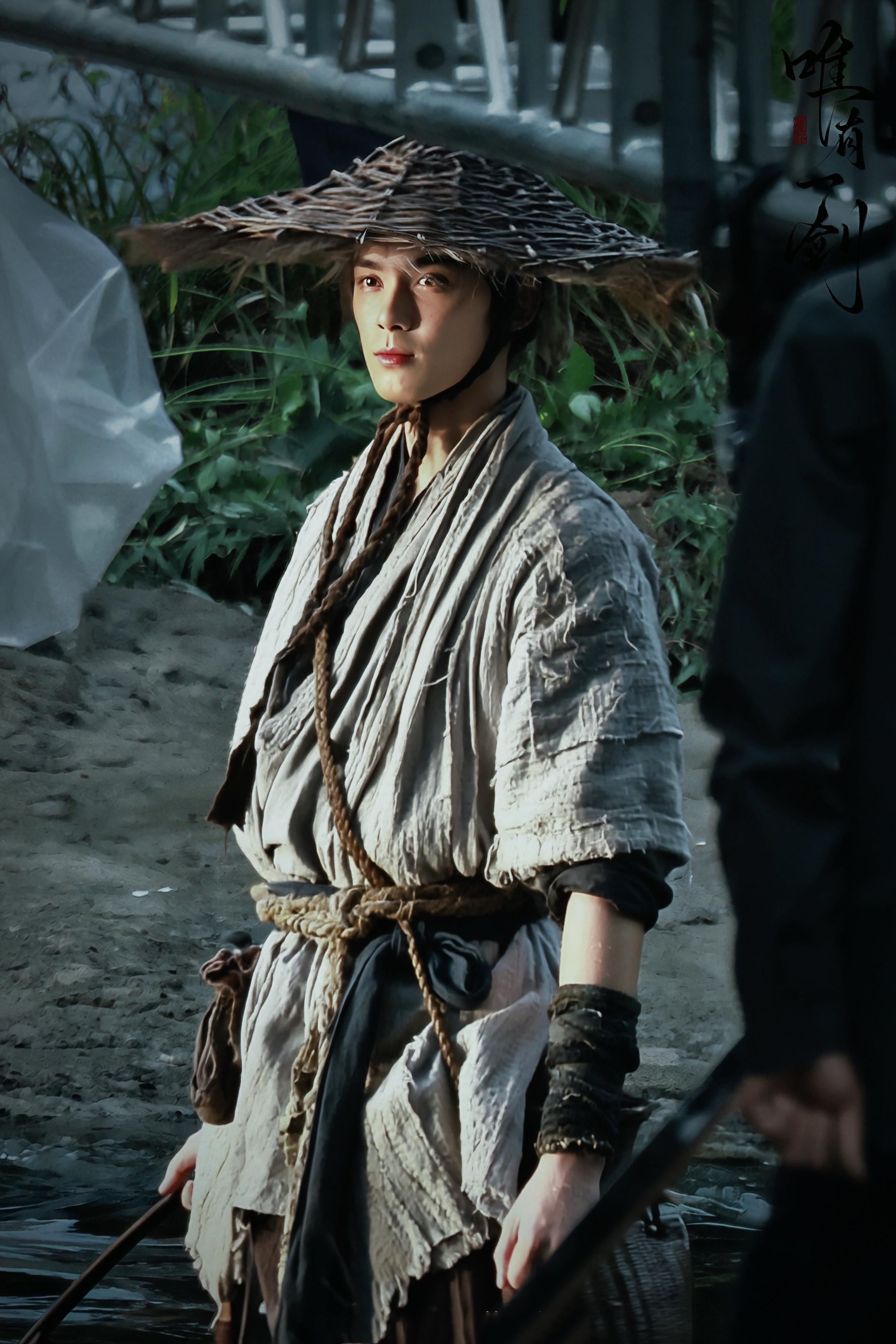 《剑来》路透引爆热议，吴磊版陈平安造型惊艳，武侠质感拉满！